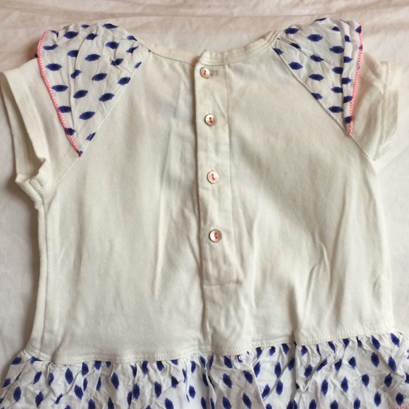 Ruffles dress with matching cropped leggings. - Picture 4 of 6